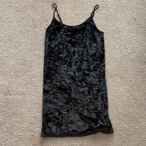 Victoria's Secret Crushed velvet night gown size XS/S